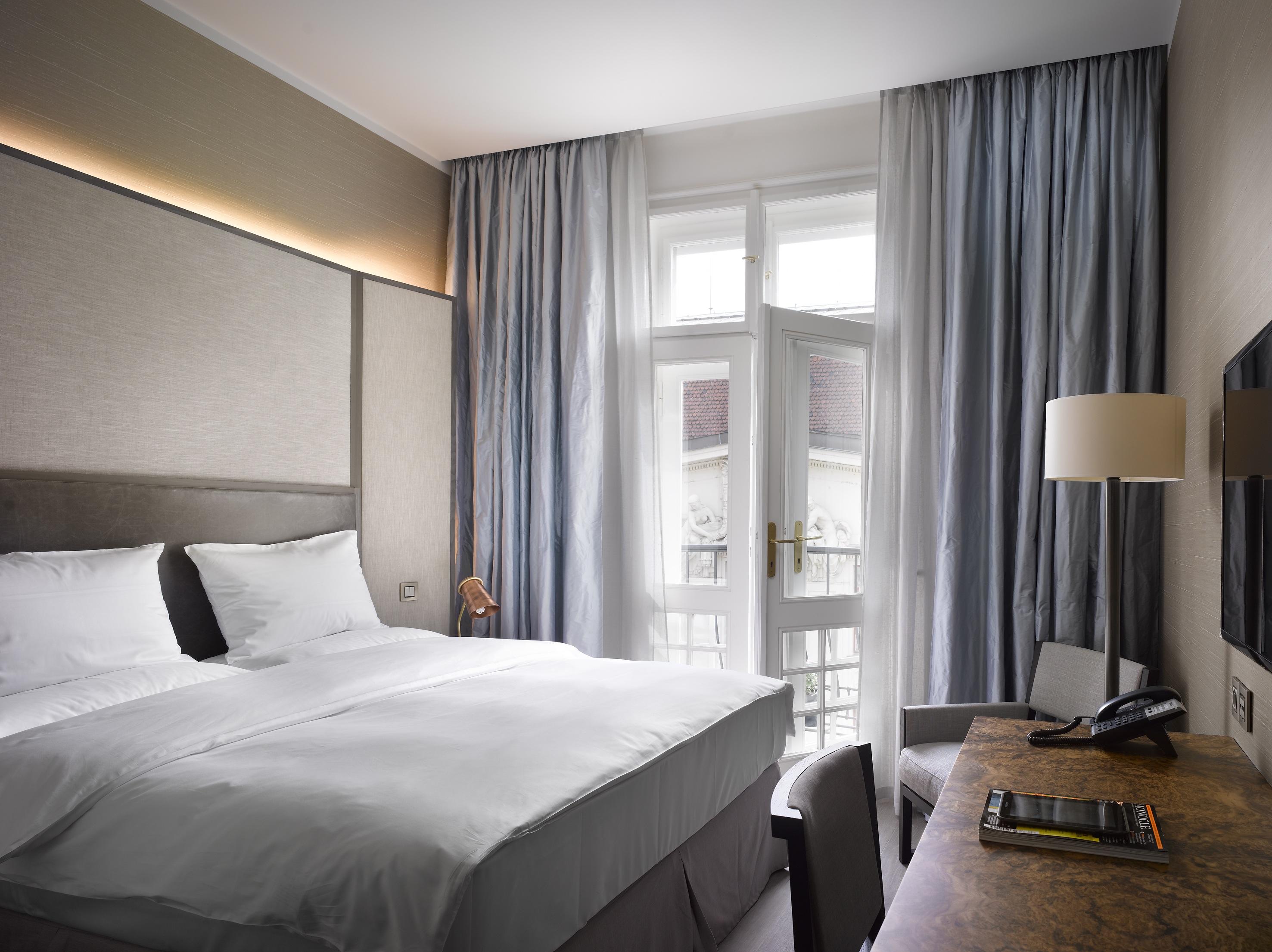 The Emblem - Preferred & Otel