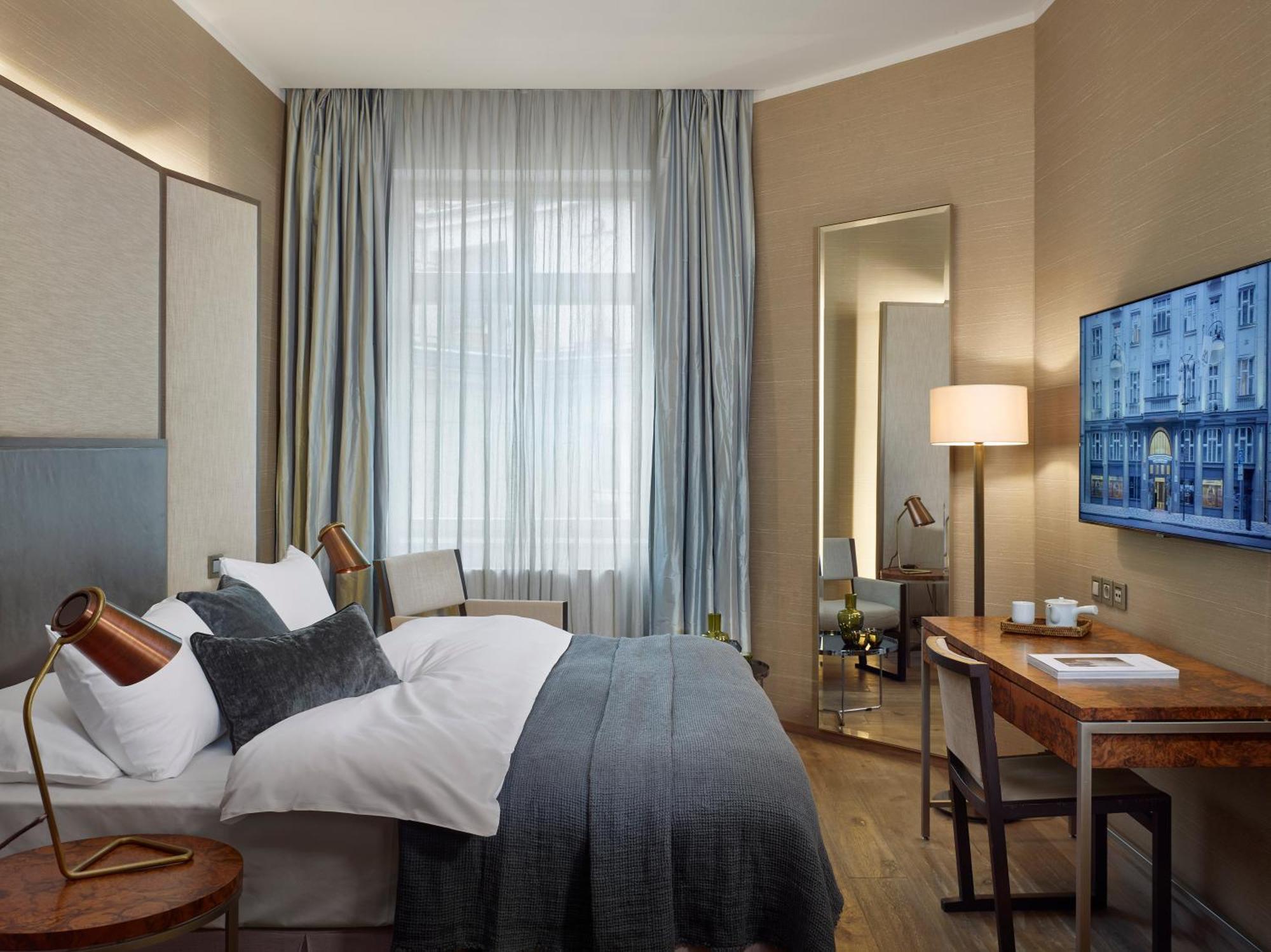 Otel The Emblem - Preferred & Prag